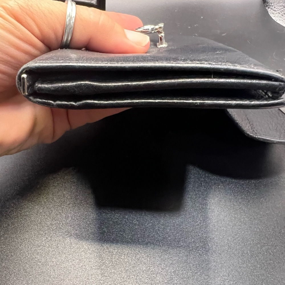 Salvatore Ferragamo Wallet Purse Ganchini Black Woman Authentic
Used - Picture 9 of 12